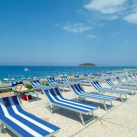 Otel Dei Focesi 3*